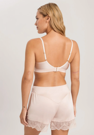 Josephine Peach whip